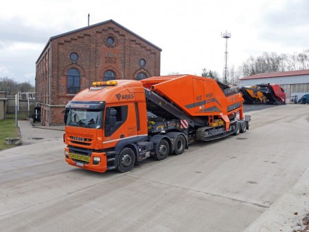 ARJES Mobilni drobilec VZ 950 TITAN