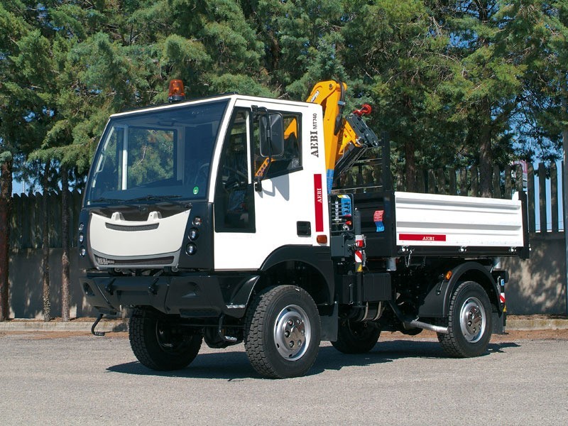 Aebi MT740