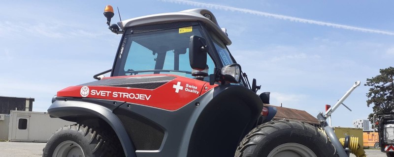 PREDAJA TRAKTORJA AEBI TT211